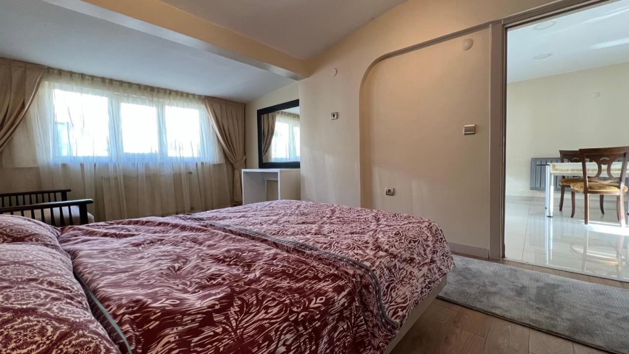 200 M2 Muhtesem Cati Kati, Roof Appartamento Provincia di Provincia di Istanbul Esterno foto