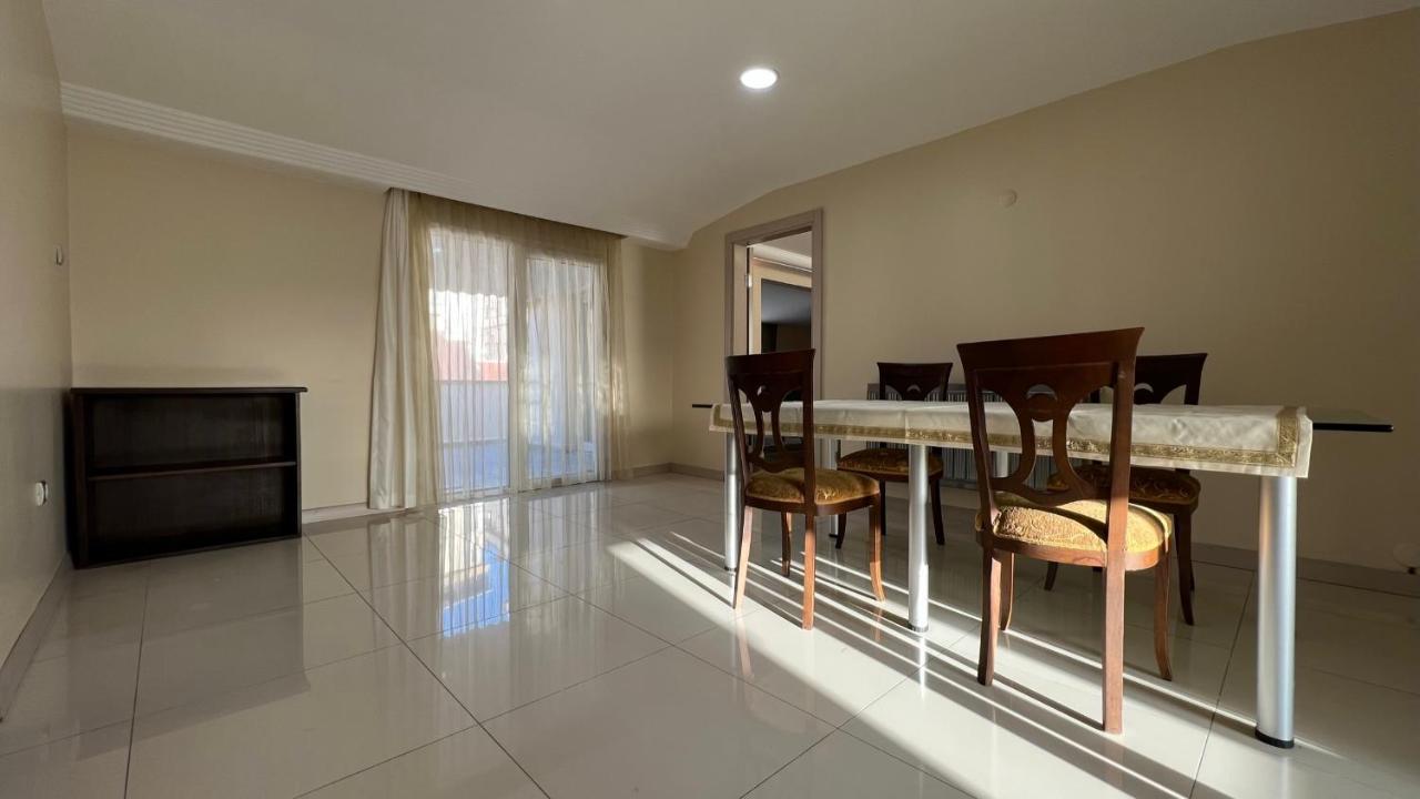 200 M2 Muhtesem Cati Kati, Roof Appartamento Provincia di Provincia di Istanbul Esterno foto